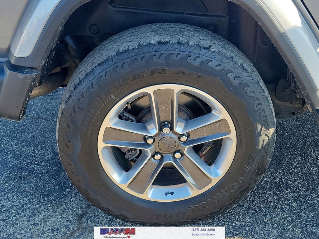 2019 Jeep Wrangler Unlimited Sahara - Photo 5