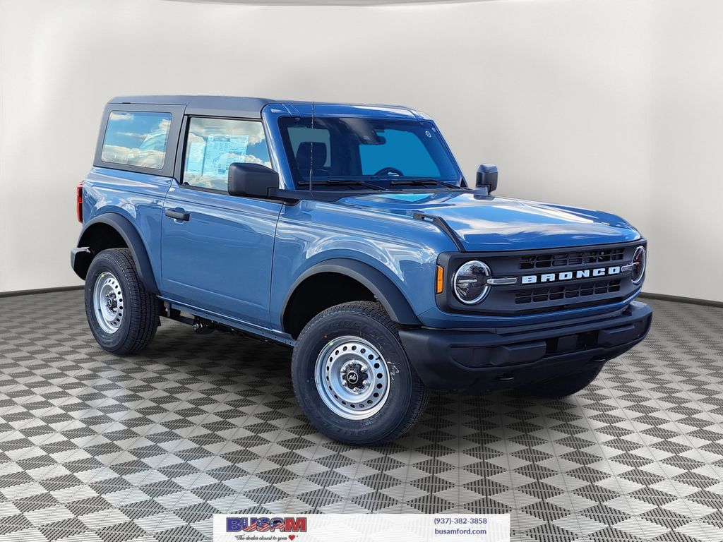 2025 Ford Bronco 2-Door Base's photo