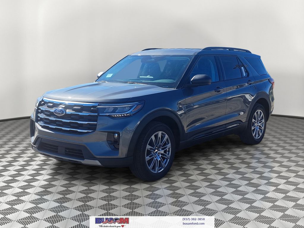 2026 Ford Explorer photo 2