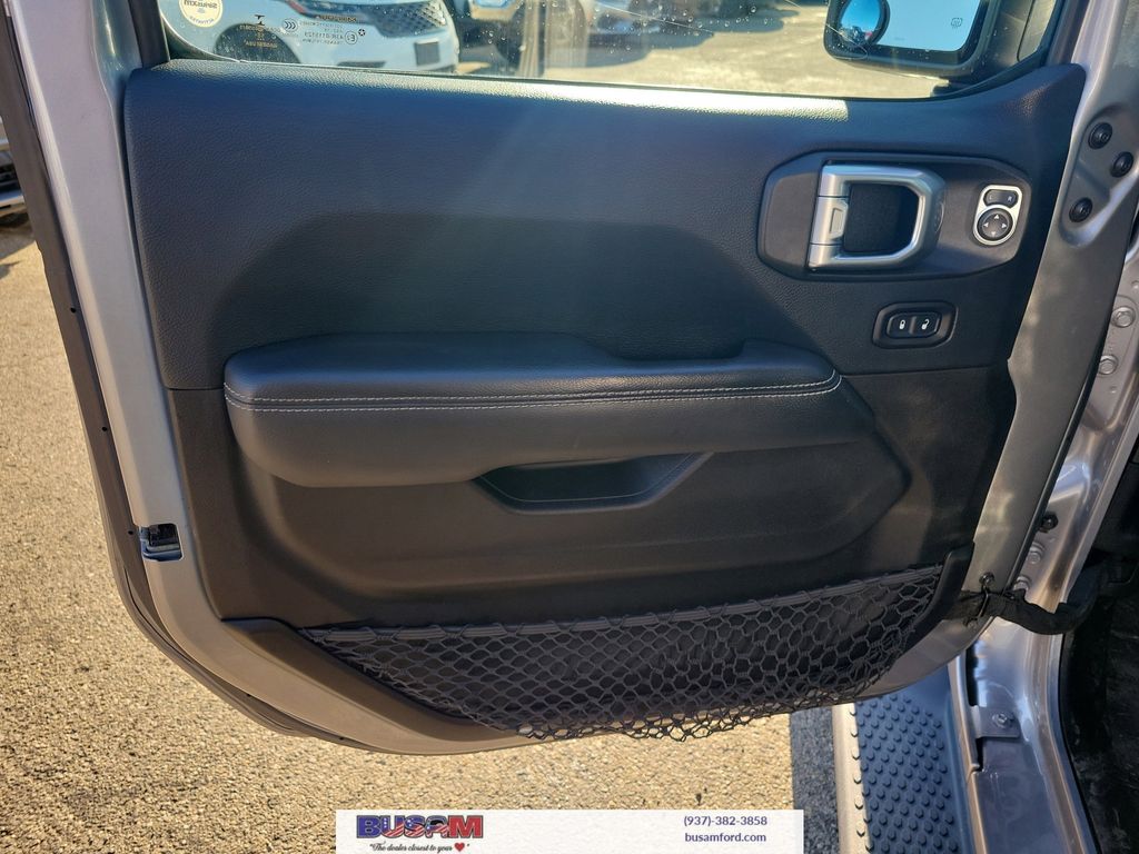 2019 Jeep Wrangler Unlimited Sahara - Photo 16