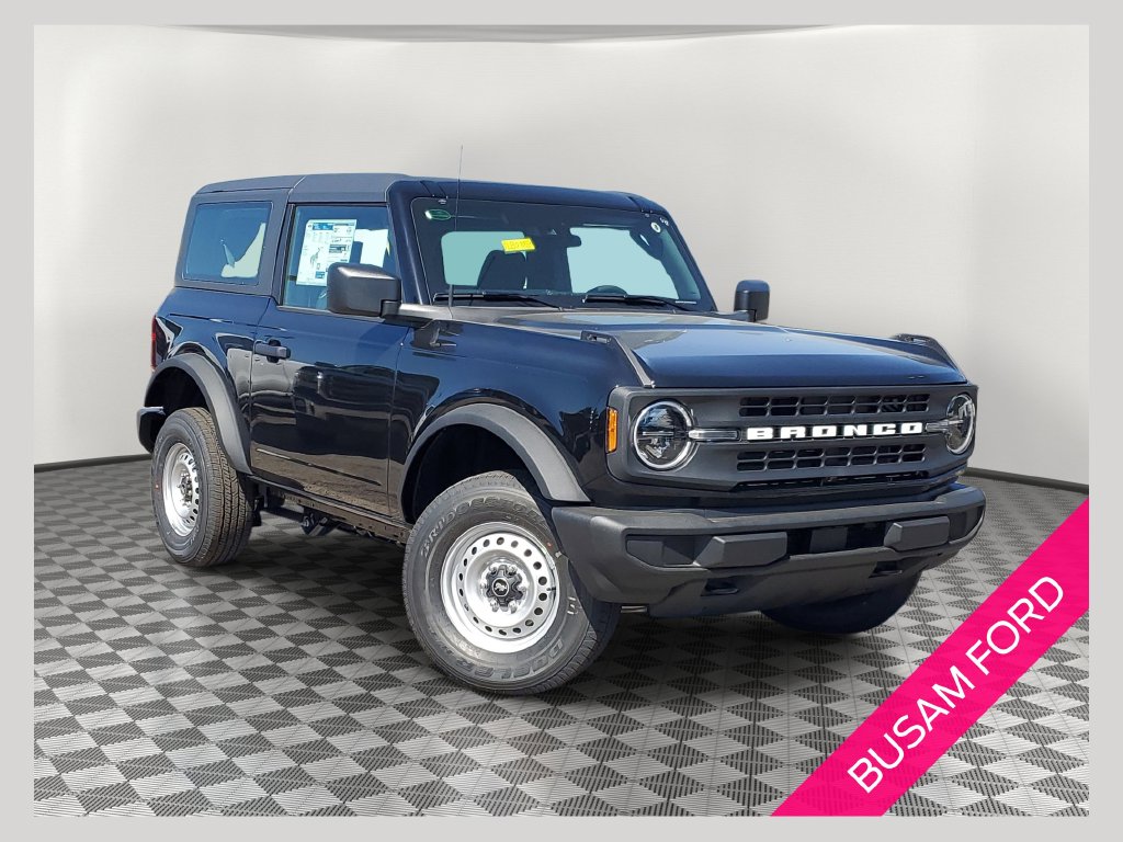 2026 Ford Bronco Base SUV