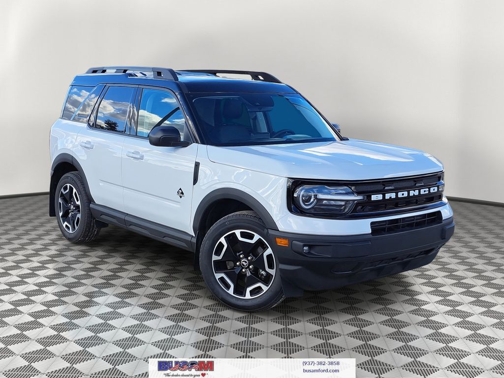 2024 Ford Bronco Sport Outer Banks's photo