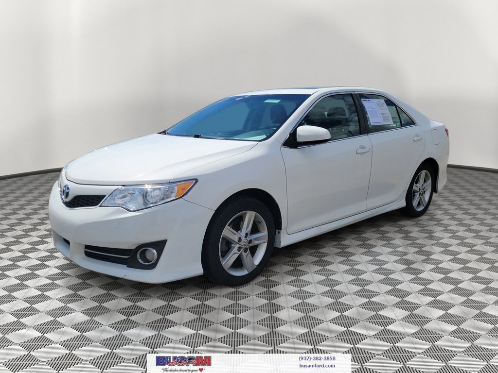 Used 2014 Toyota Camry SE with VIN 4T1BF1FK2EU799006 for sale in Wilmington, OH