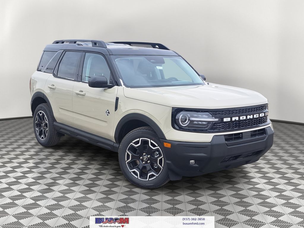 2025 Ford Bronco Sport Outer Banks's photo