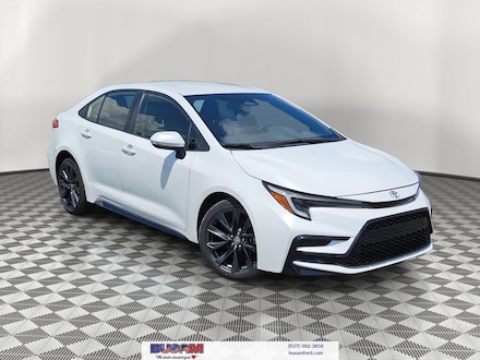 2023 Toyota Corolla SE Sedan