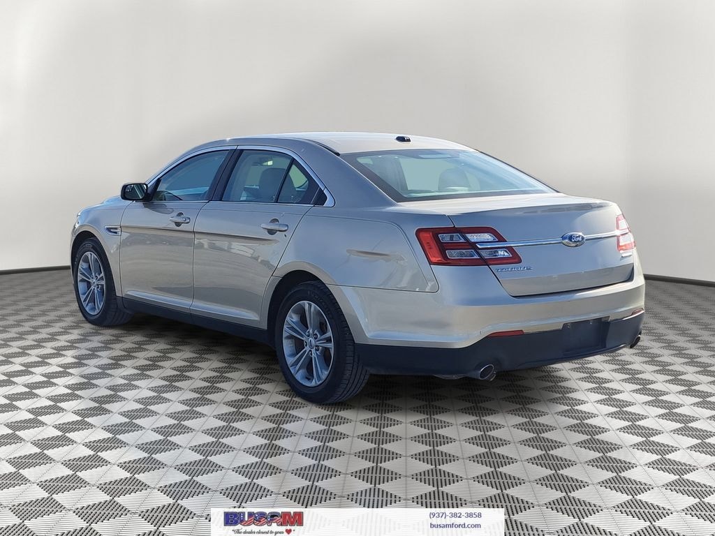 Used 2017 Ford Taurus SE Sedan