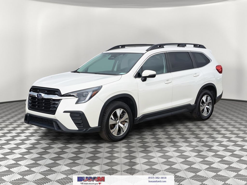 2023 Subaru Ascent Premium photo 2