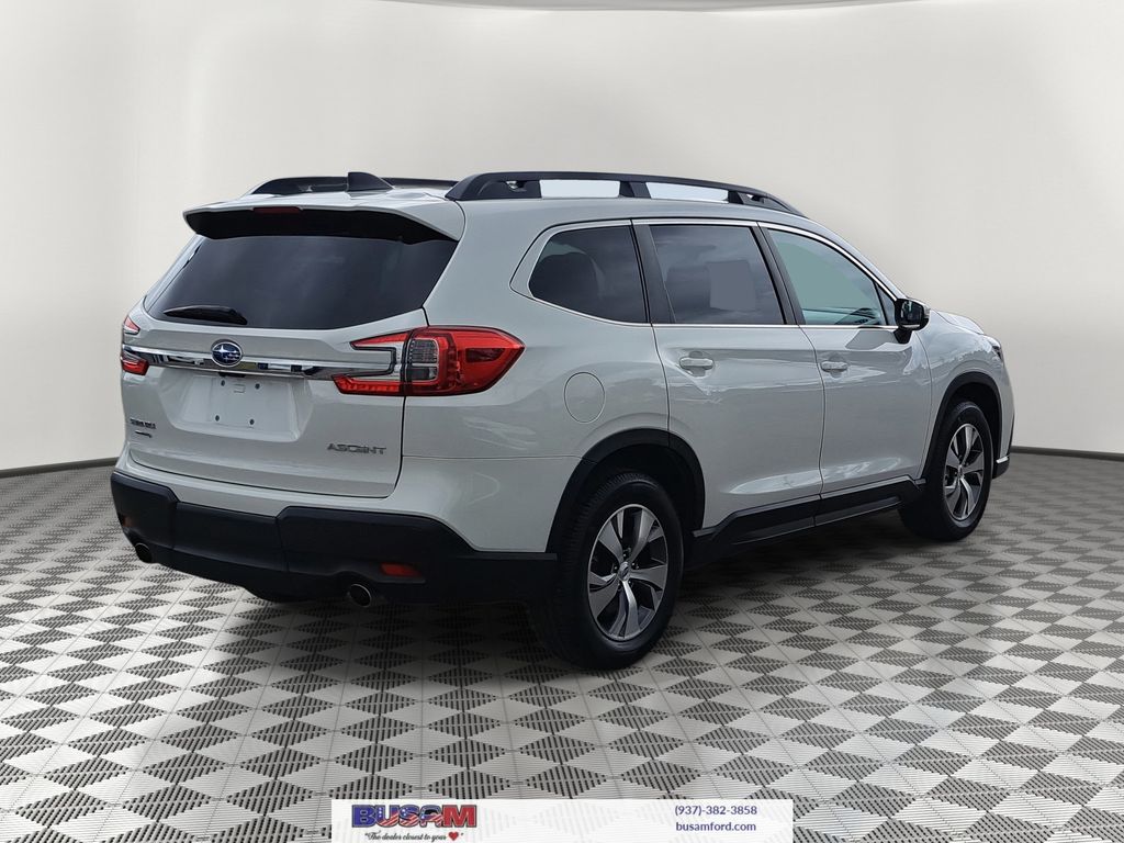 2023 Subaru Ascent Premium photo 4