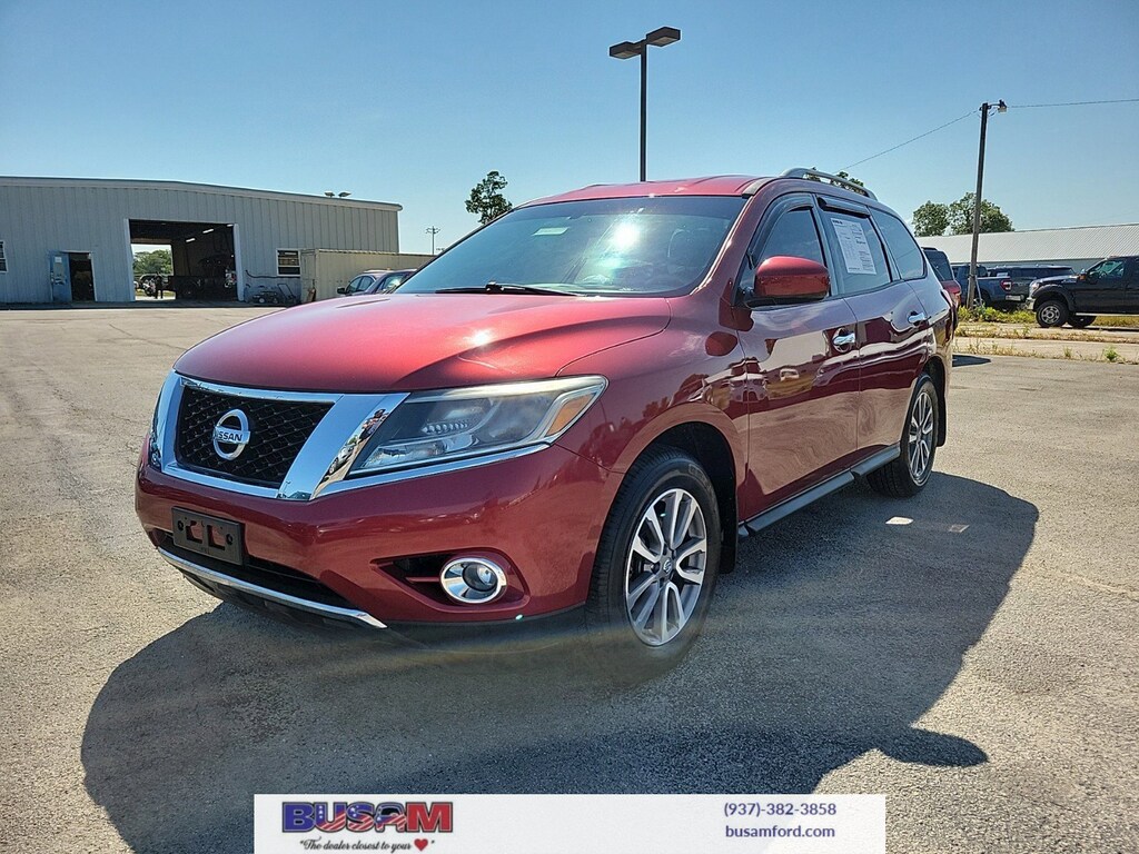 Used 2015 Nissan Pathfinder SV with VIN 5N1AR2MM6FC721333 for sale in Wilmington, OH