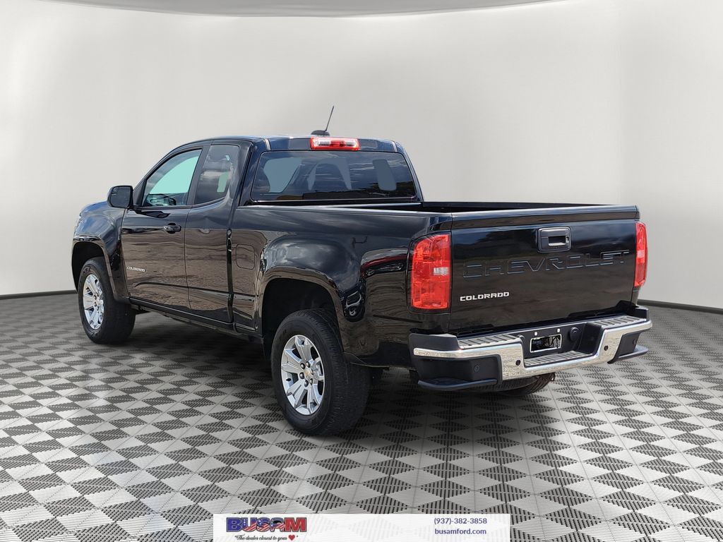 2022 Chevrolet Colorado LT photo 2