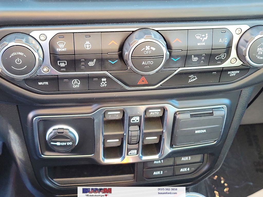 2019 Jeep Wrangler Unlimited Sahara - Photo 25