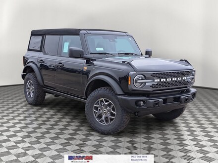 2025 Ford Bronco Badlands SUV