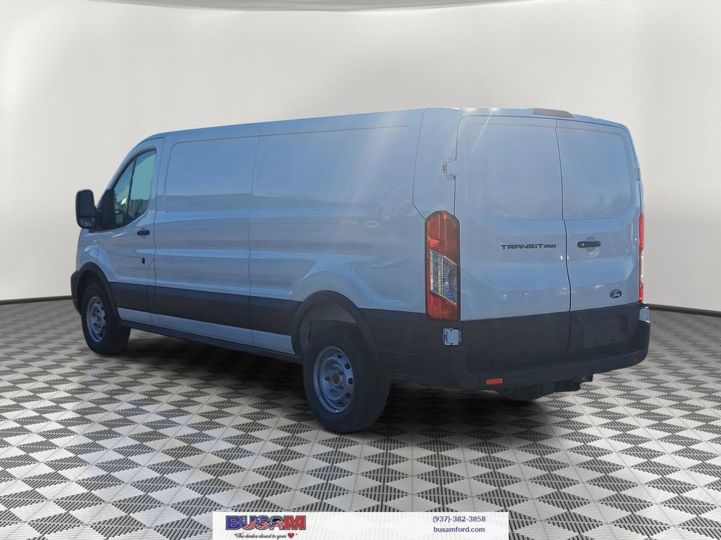 2026 Ford Transit photo 3
