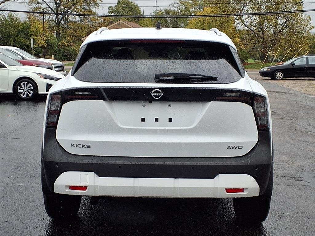 New 2026 Nissan Kicks SV SUV
