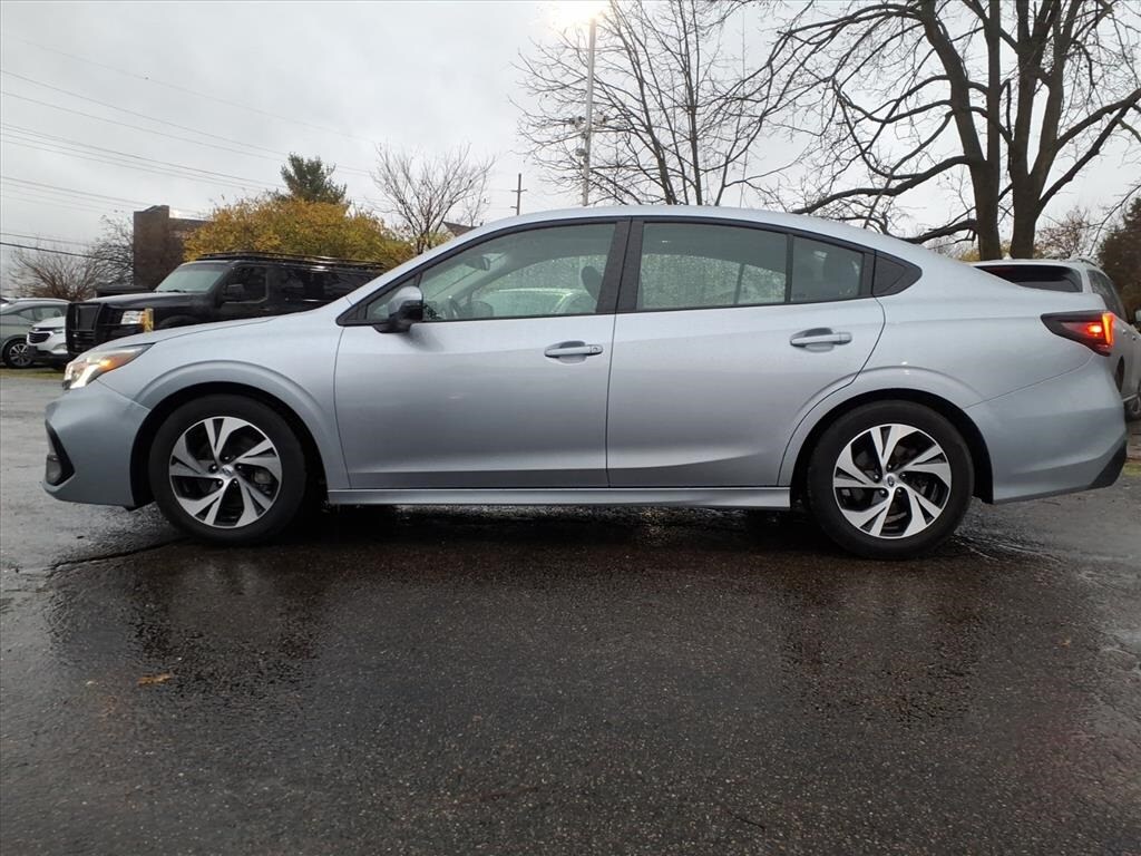 2024 Subaru Legacy Premium photo 2