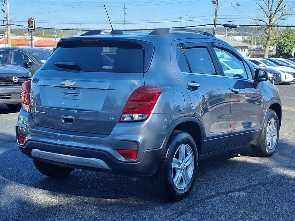 2019 Chevrolet Trax LT photo 3