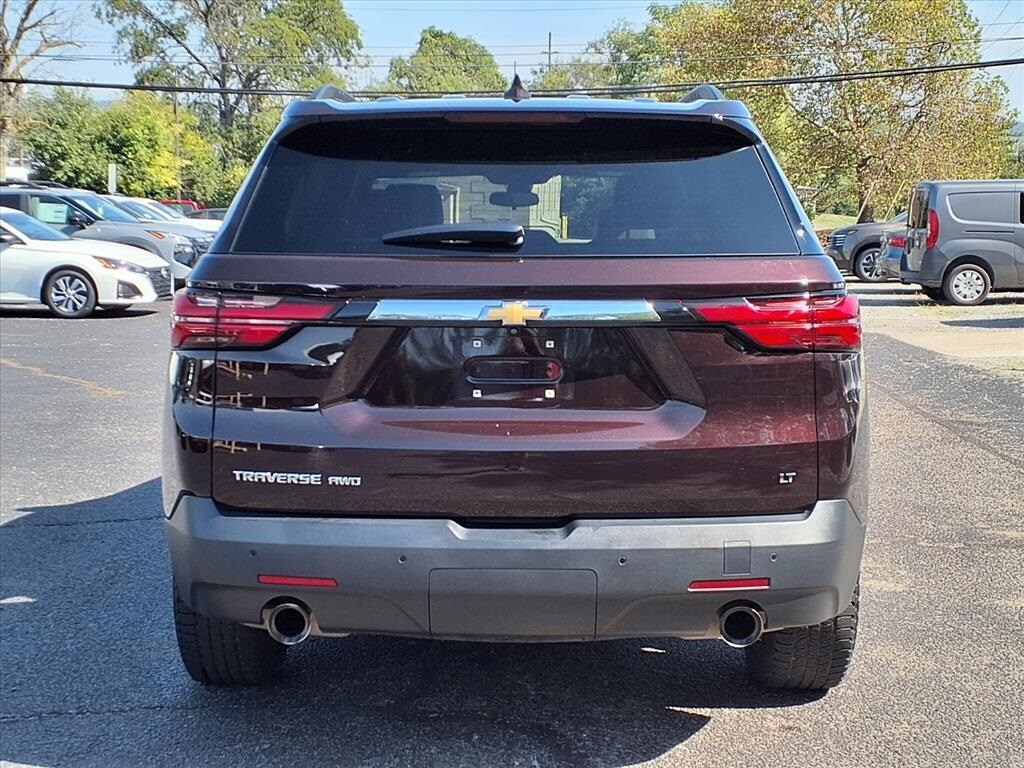 2022 Chevrolet Traverse Leather photo 3