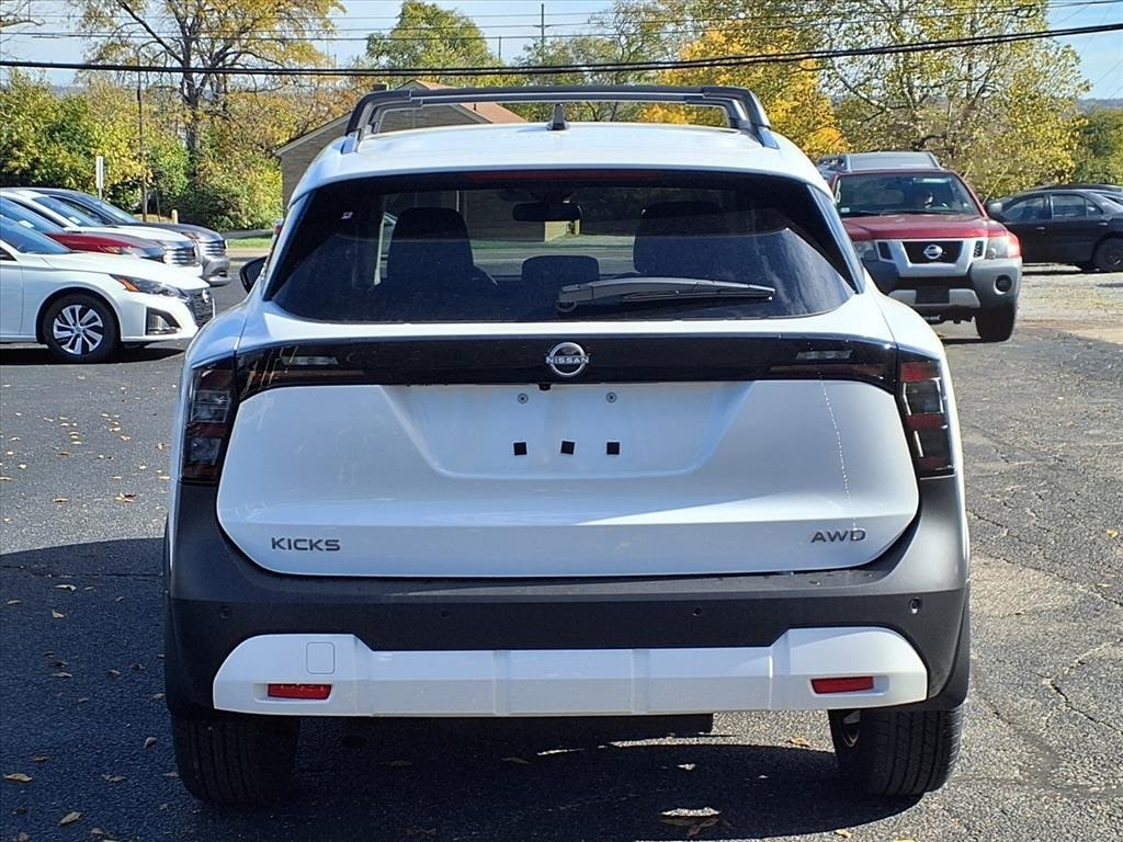 New 2026 Nissan Kicks SV SUV