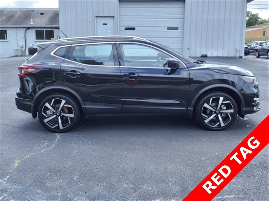 Used 2022 Nissan Rogue Sport SL with VIN JN1BJ1CW0NW498719 for sale in Cincinnati, OH