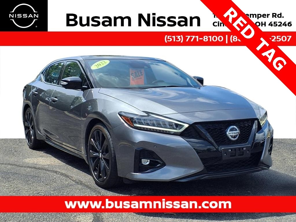 2022 Nissan Maxima SR's photo
