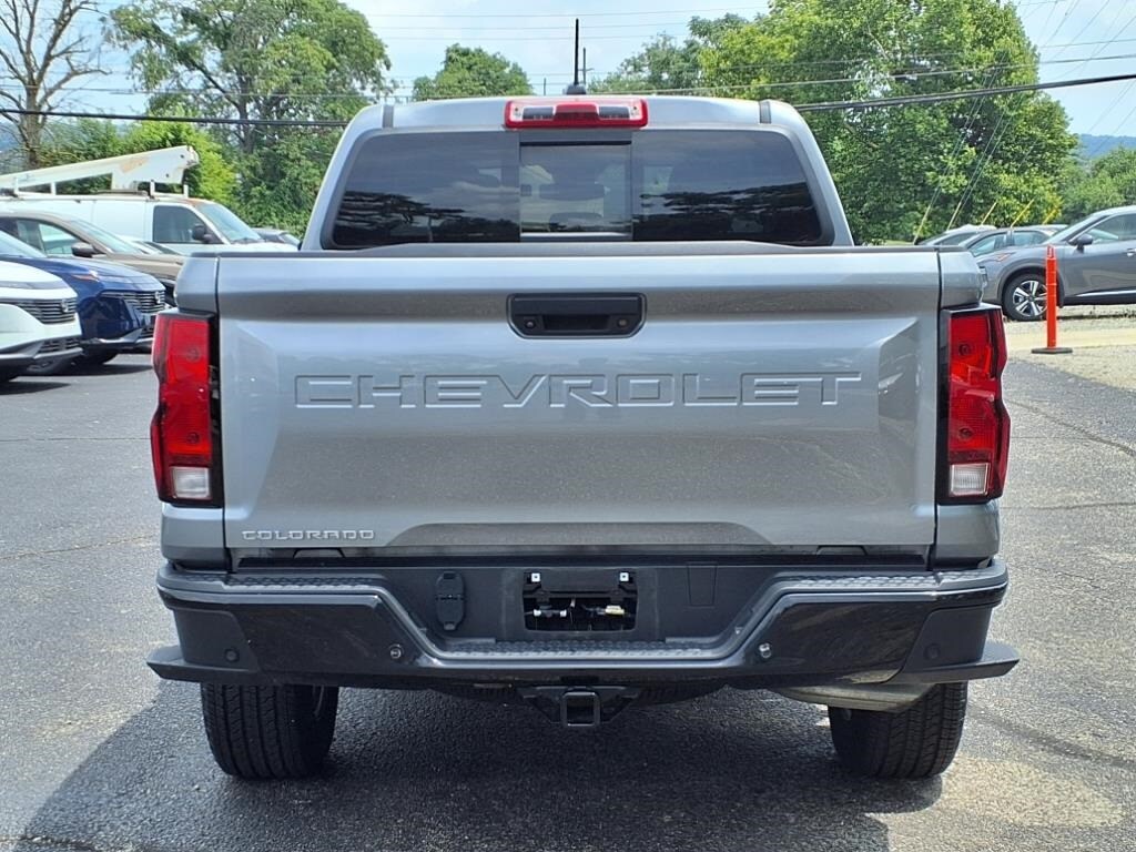 2023 Chevrolet Colorado Work Truck photo 4