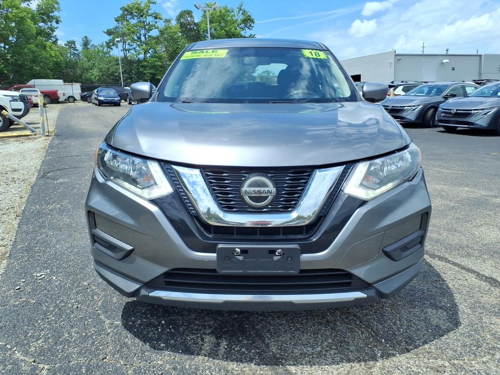 Used 2018 Nissan Rogue S with VIN KNMAT2MV3JP605930 for sale in Cincinnati, OH