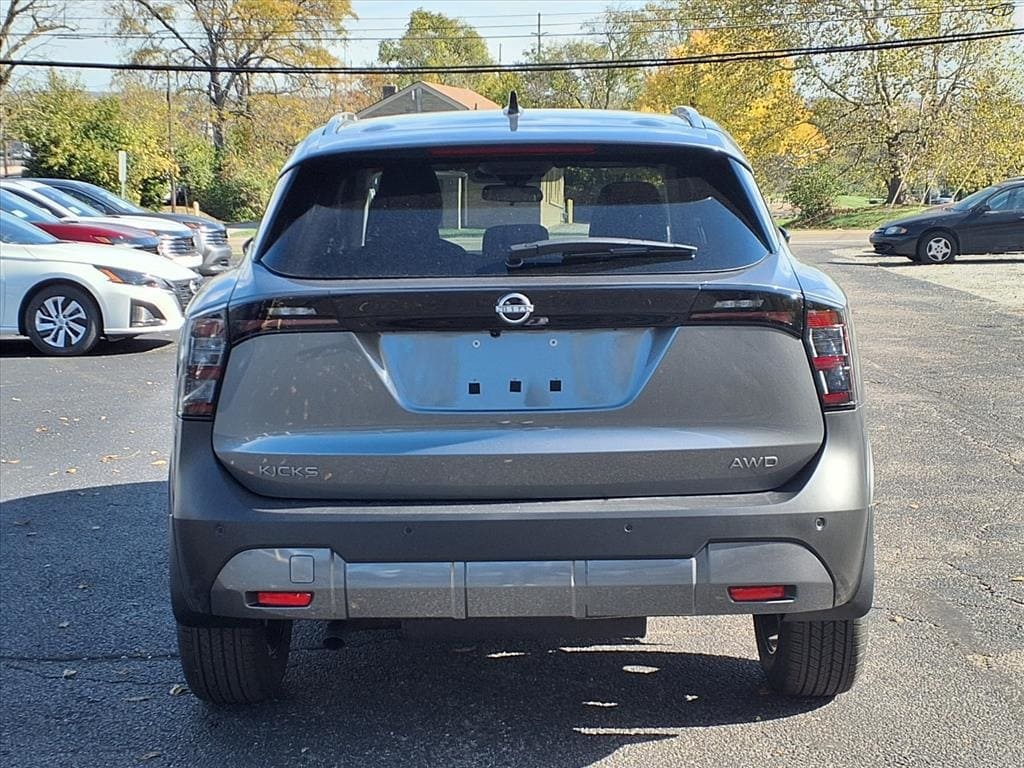 New 2026 Nissan Kicks SV SUV