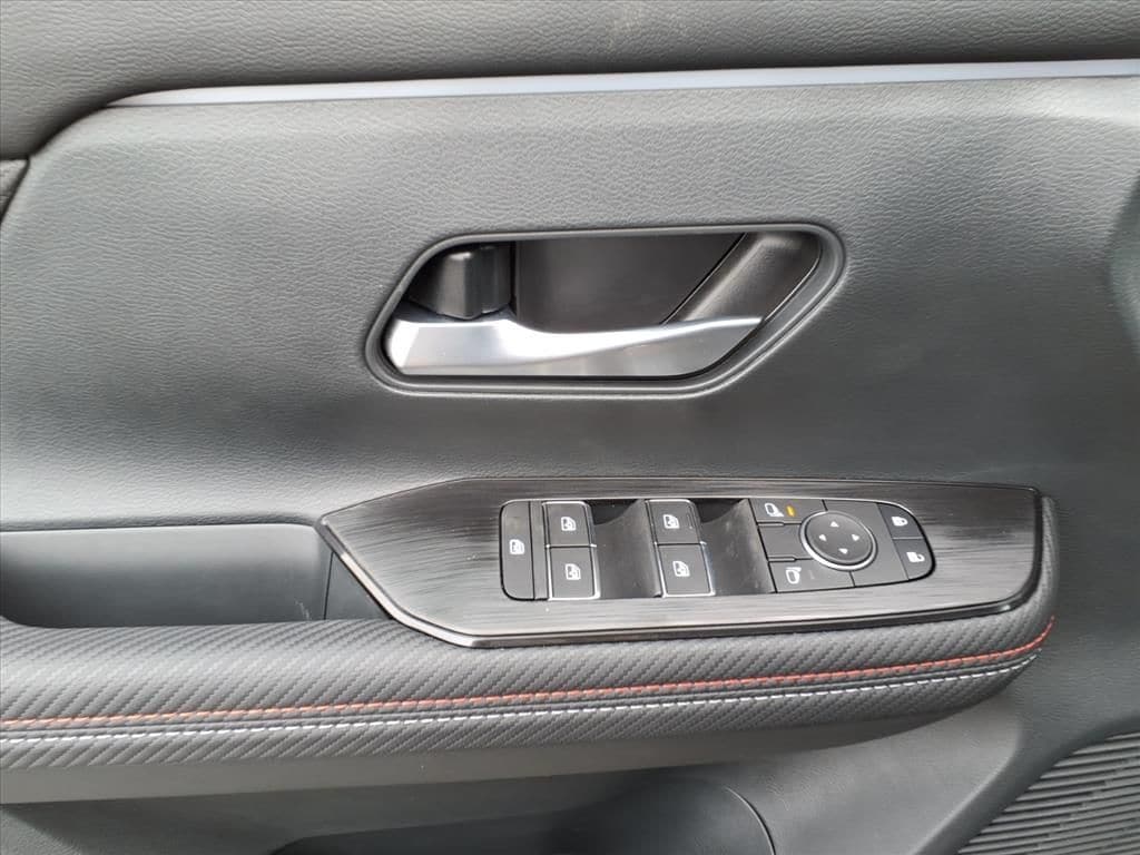2026 Nissan KICKS SR AWD - Photo 11