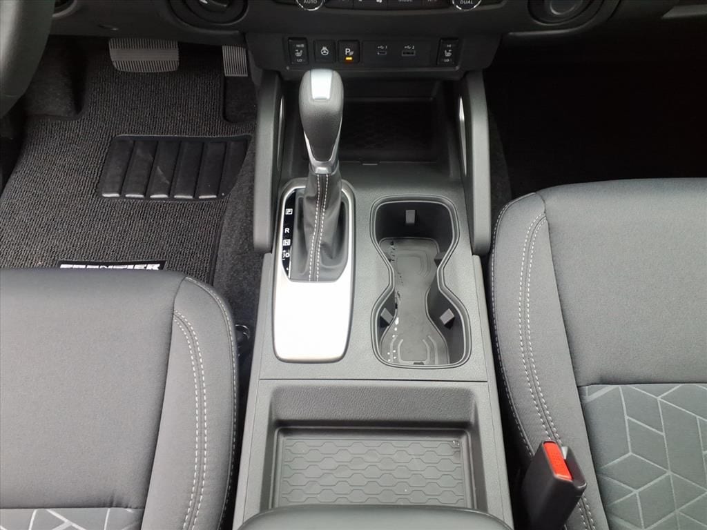 2025 Nissan Frontier SV - Photo 23