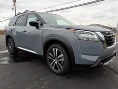 2025 Nissan Pathfinder Platinum SUV