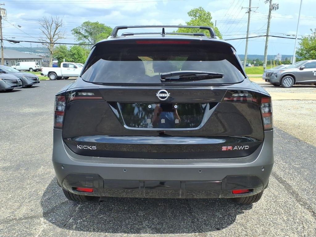 2026 Nissan KICKS SR AWD - Photo 6