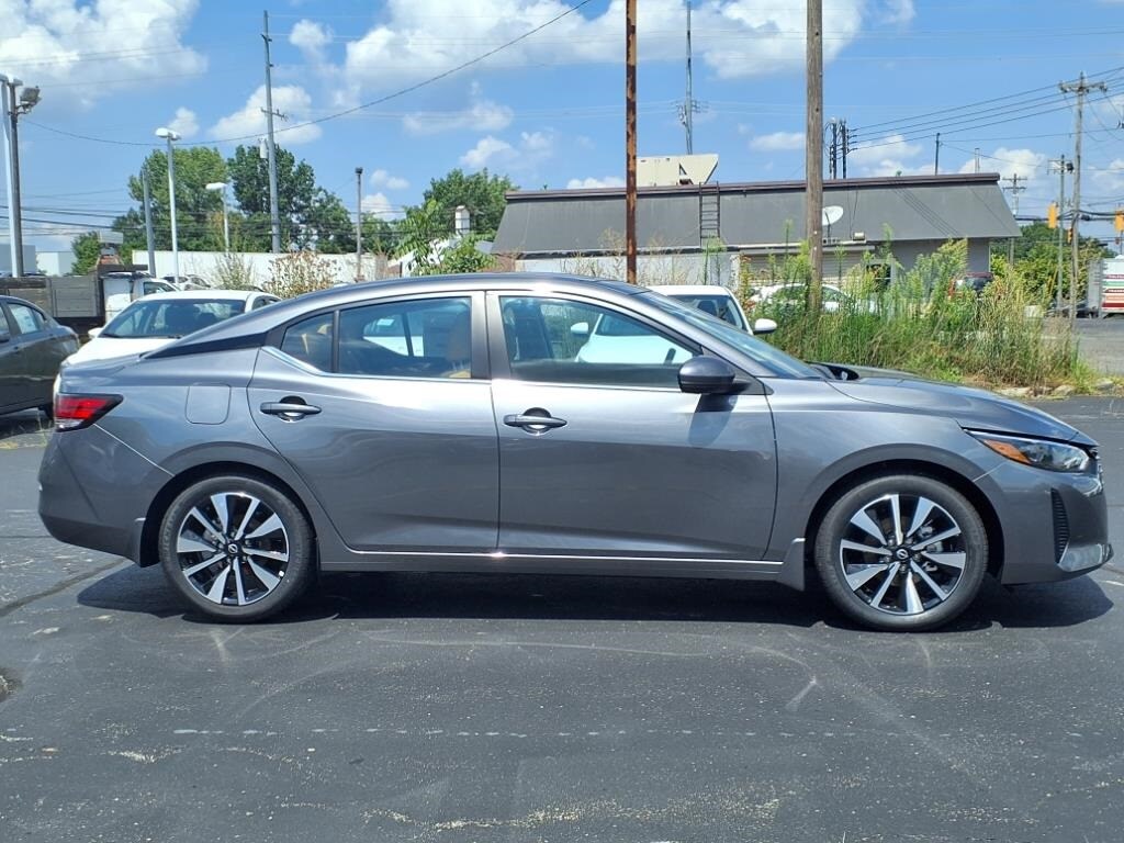 2025 Nissan Sentra SV photo 2