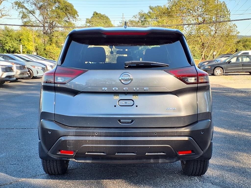 2021 Nissan Rogue S photo 2