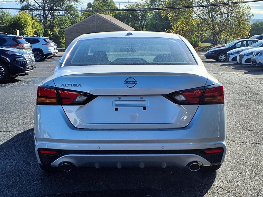 New 2025 Nissan Altima 2.5 SV Sedan