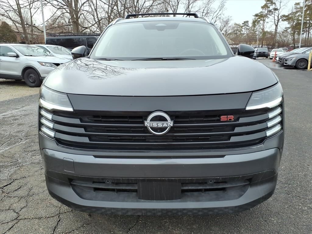 New 2026 Nissan Kicks SR SUV