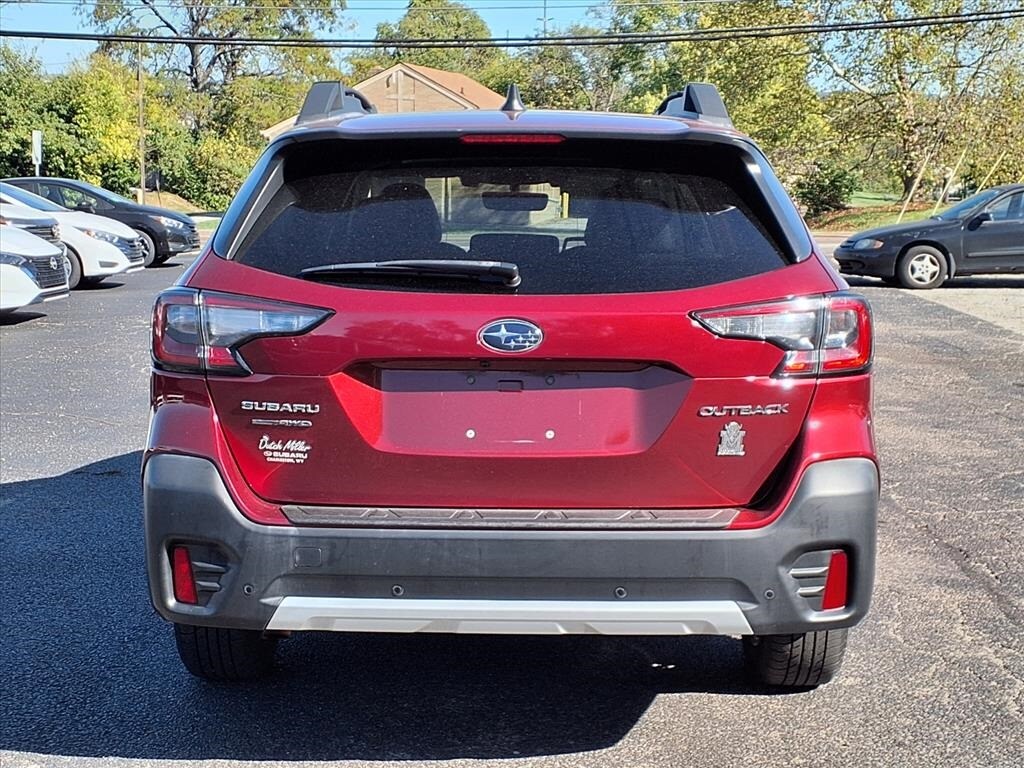 2020 Subaru Outback Limited photo 4