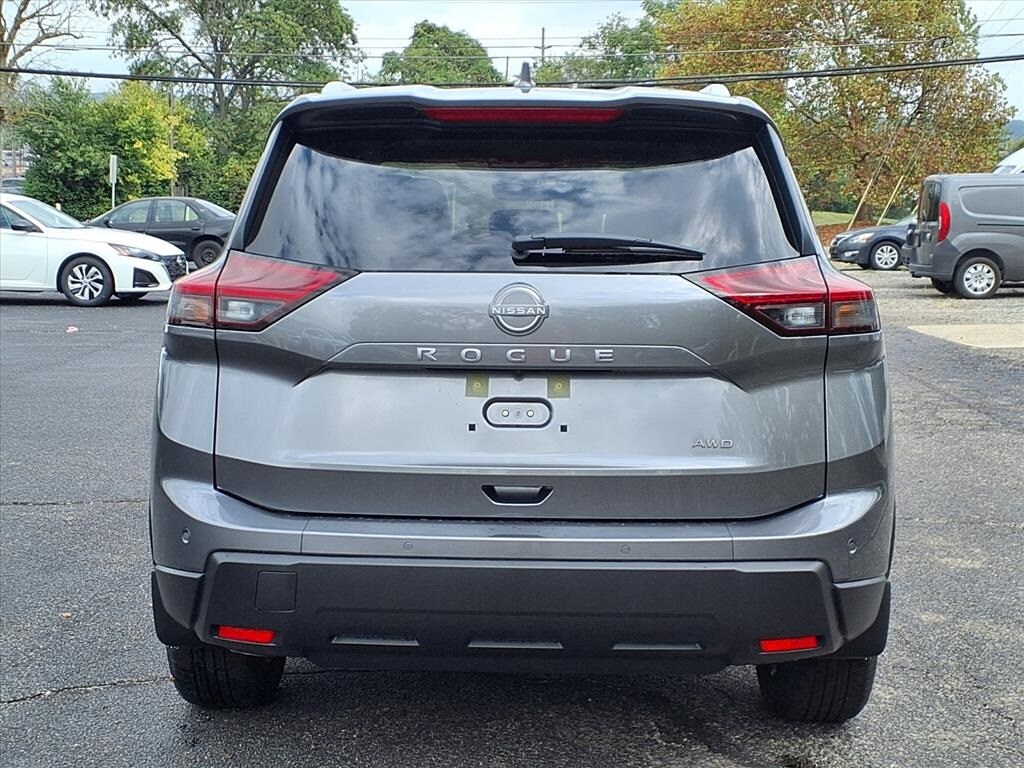 2026 Nissan Rogue SV photo 3