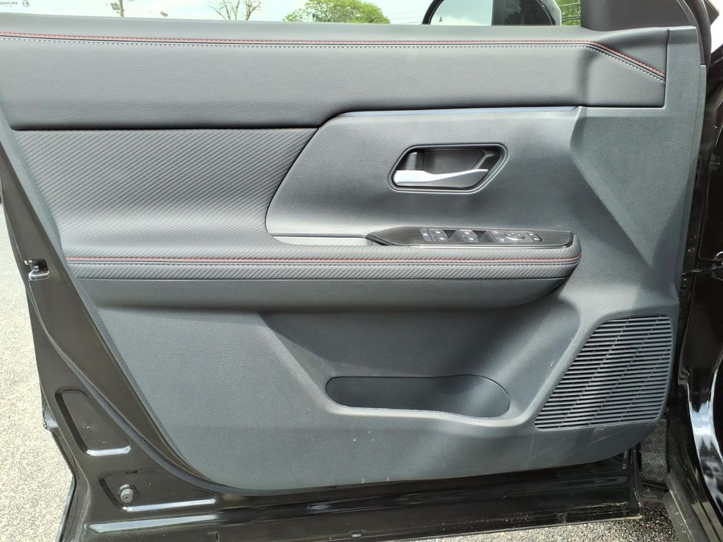 2026 Nissan KICKS SR AWD - Photo 10