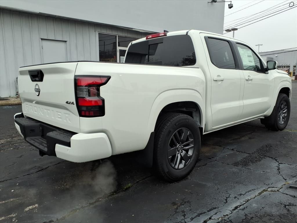 2025 Nissan Frontier SV - Photo 7