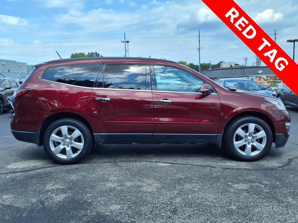 Used 2016 Chevrolet Traverse LT w/1LT SUV