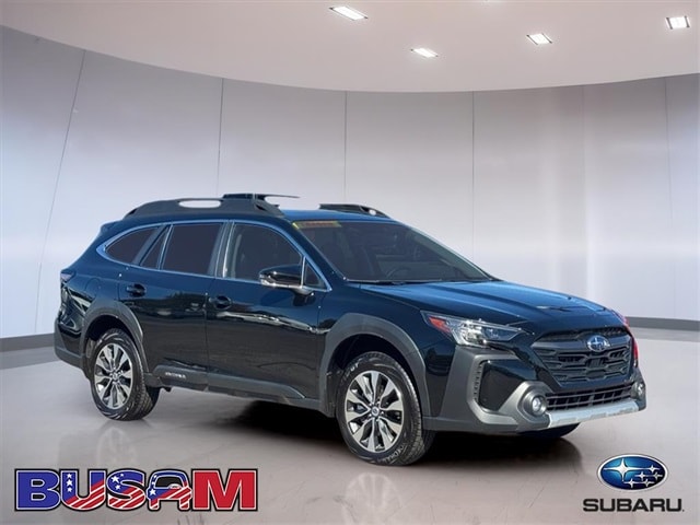 2025 Subaru Outback Limited's photo