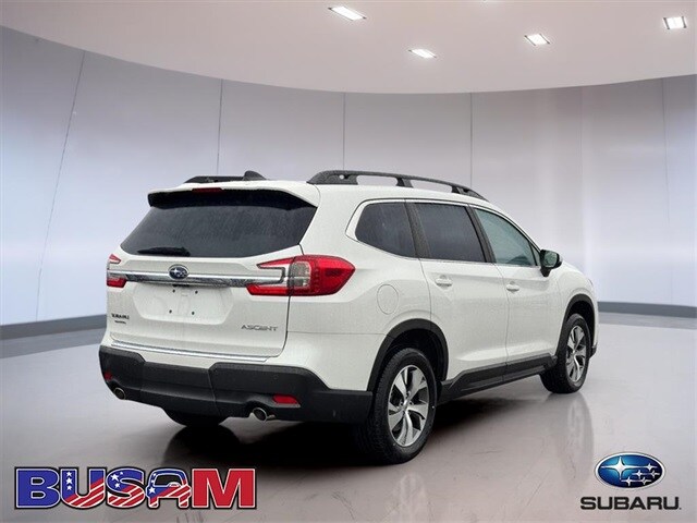 2025 Subaru Ascent Premium photo 3