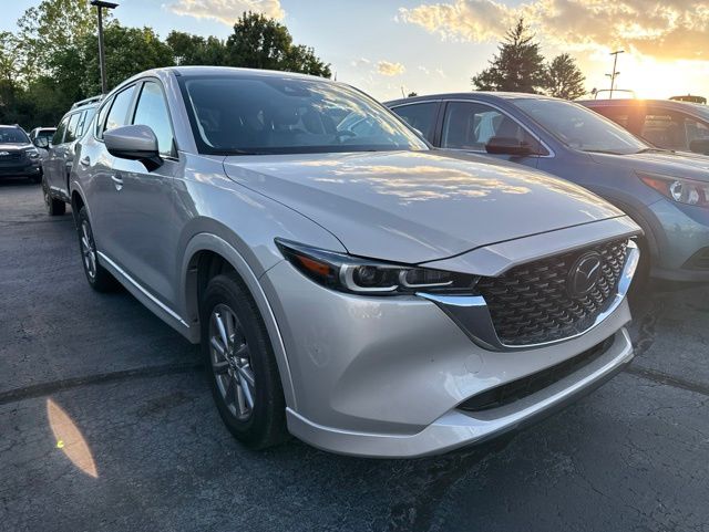 2024 Mazda CX-5 S Select Package Auto AWD's photo