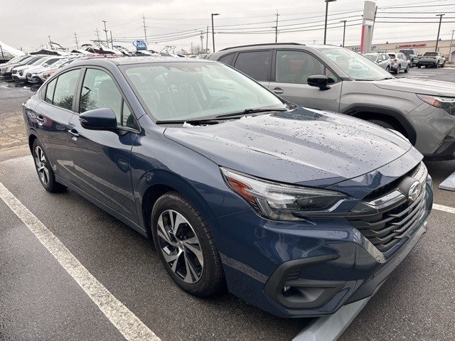 2023 Subaru Legacy Premium's photo