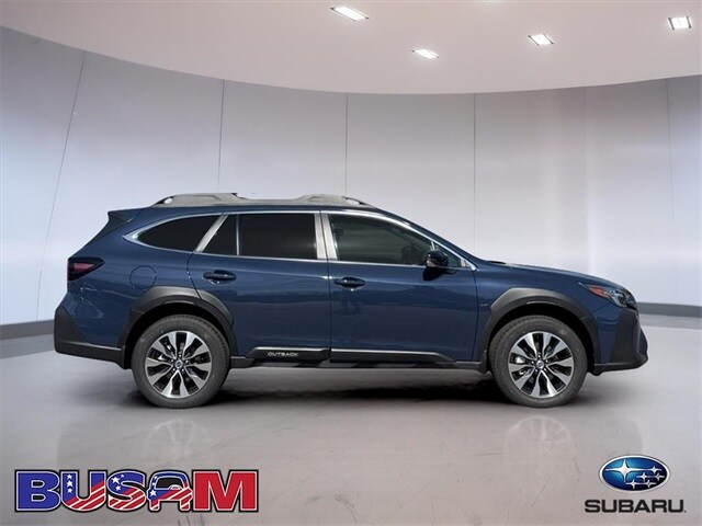 2025 Subaru Outback Limited photo 3