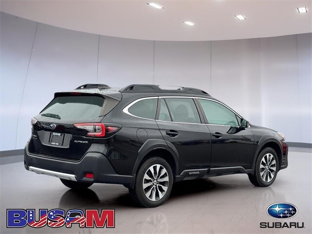2023 Subaru Outback Limited photo 3