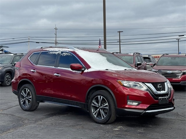 2020 Nissan Rogue SV