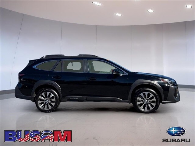 2025 Subaru Outback Limited photo 3