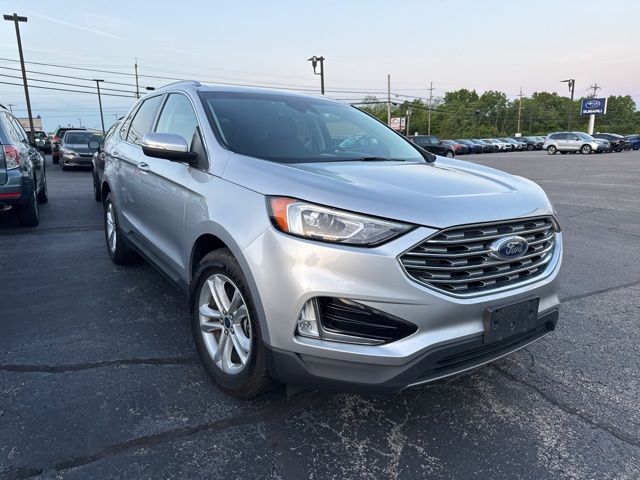 2019 Ford Edge SEL AWD's photo
