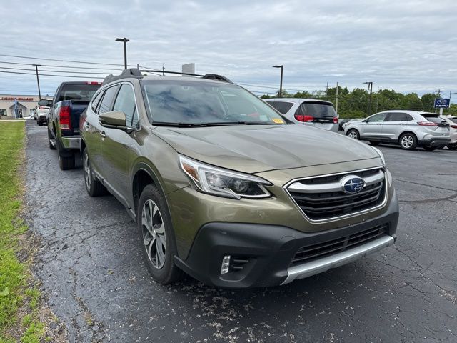 2022 Subaru Outback Limited's photo